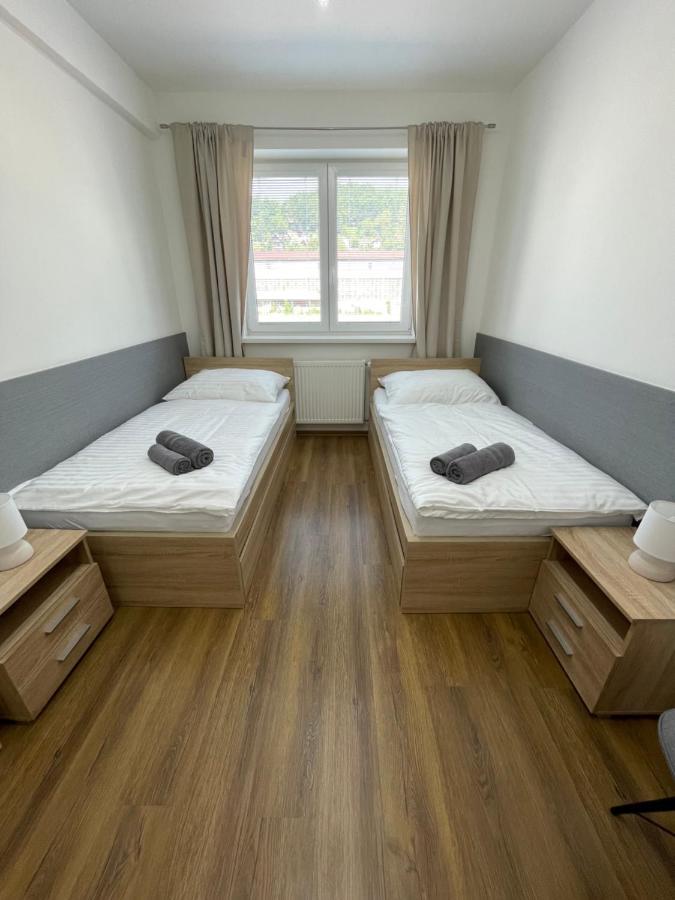 Ubytovanie Hamar 17 Banská Bystrica Esterno foto