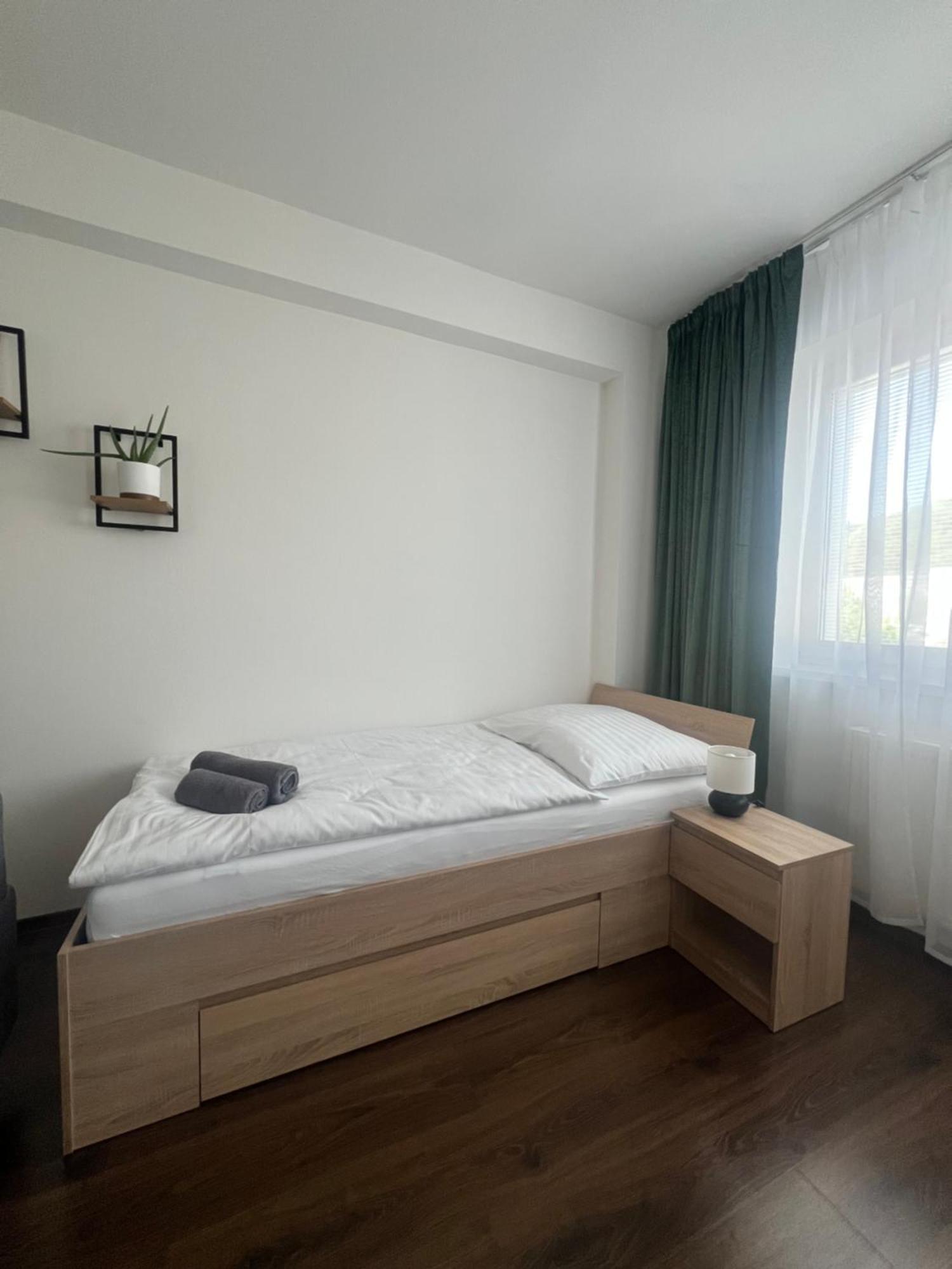 Ubytovanie Hamar 17 Banská Bystrica Esterno foto